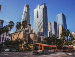 Perusahaan Properti Terbaik di Los Angeles untuk Properti Komersial