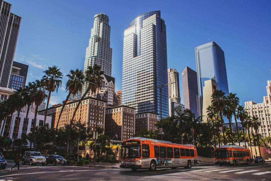 Perusahaan Properti Terbaik di Los Angeles untuk Properti Komersial