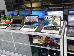 Toko Elektronik Terbaik untuk Membeli Laptop di AS